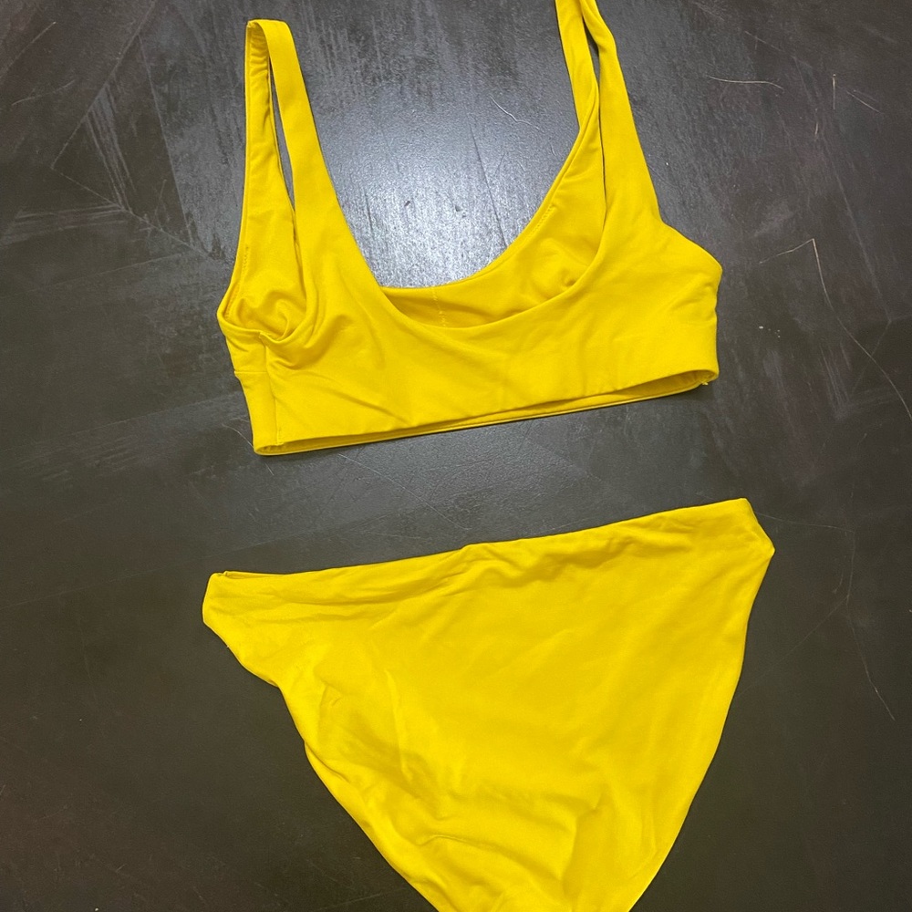 Bikini set - Picture 2 of 2
